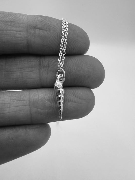 Unicorn Shell Necklace | Petite