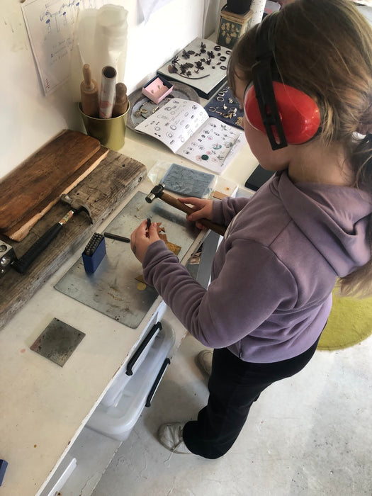 Jewellery Workshop. Ages 8-13yrs. Monday after school ->5pm . April-May’25