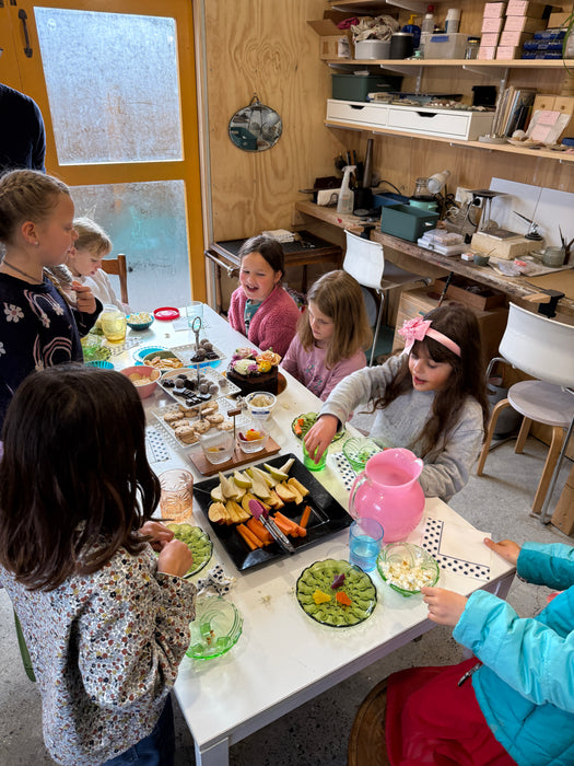 Jewellery Workshop | Book A Children's Birthday Party