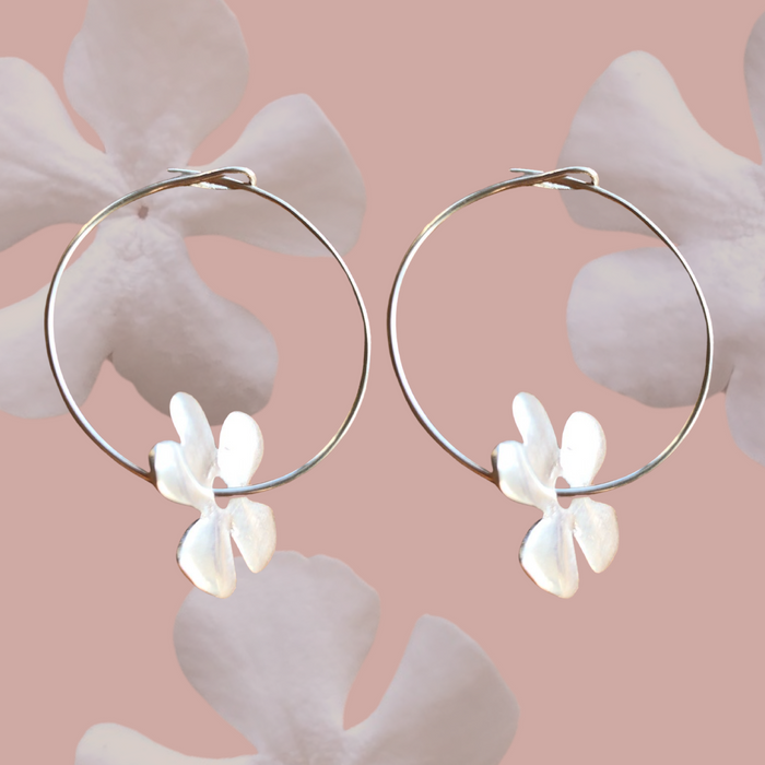 Pom Pom Hoops