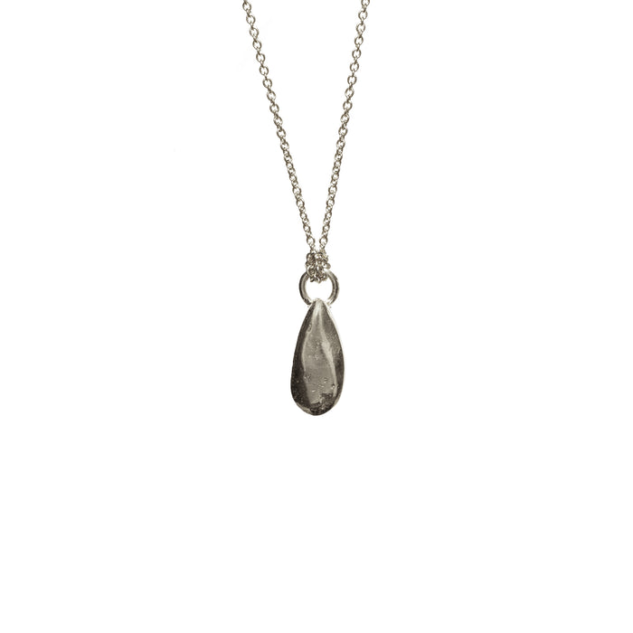 Mini Pepita Necklace